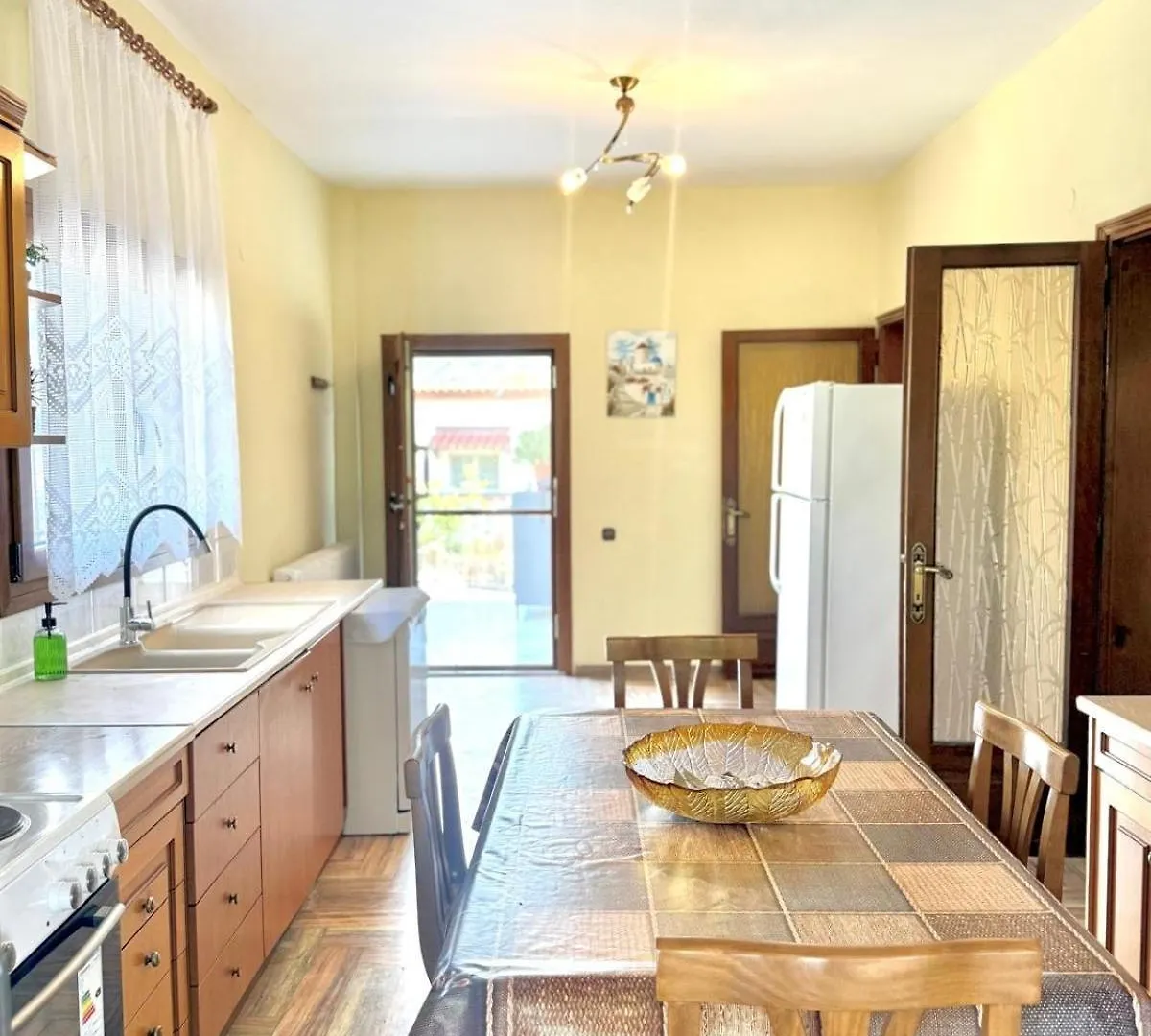 Vila Saltos Village House Nea Tenedhos